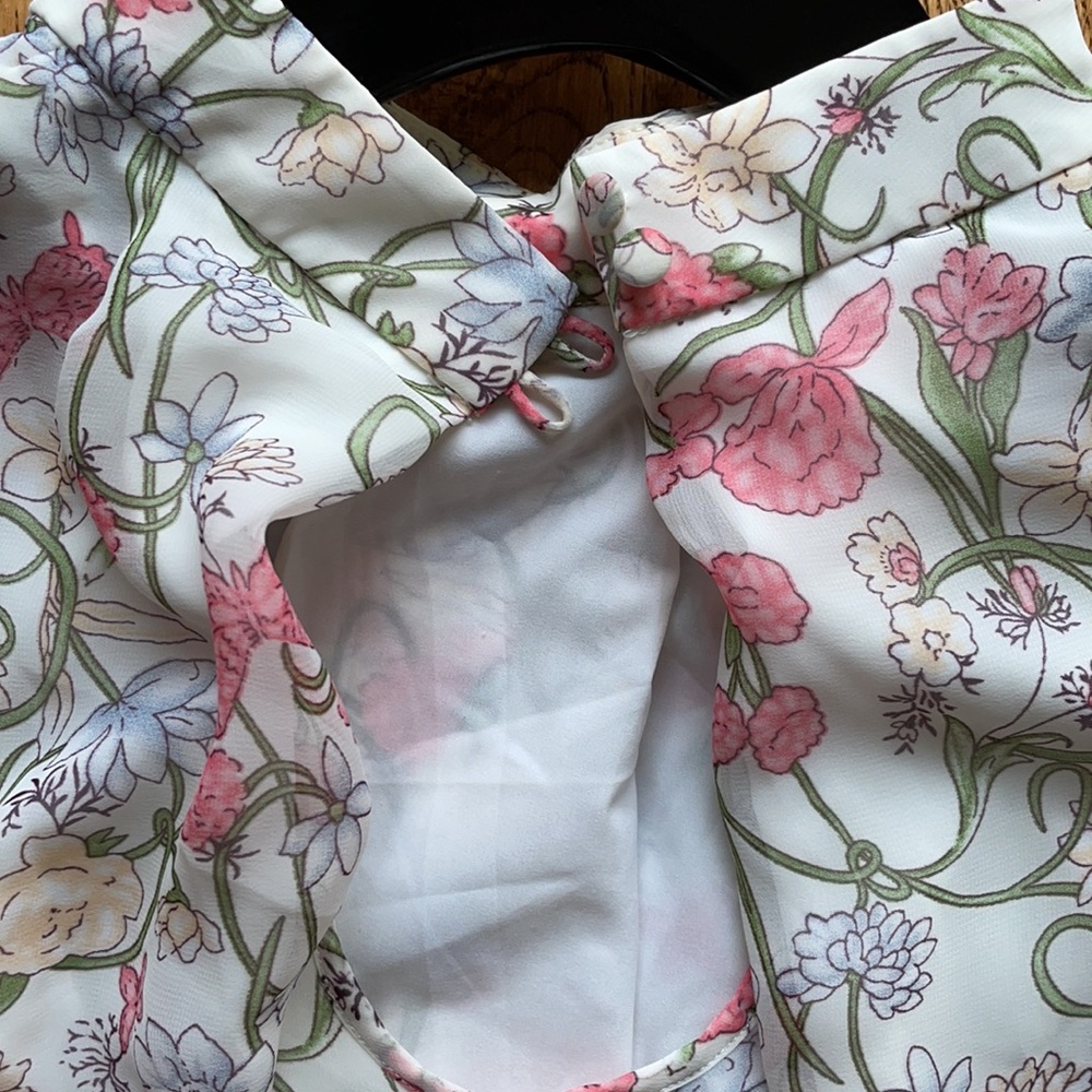 Dress - Picture 14 of 14